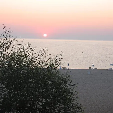 Zephyros - Vivere Il Mare E La Storia Del Borgo Apartment