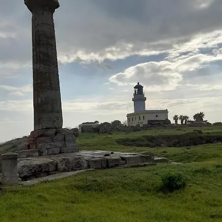 Zephyros - Vivere Il Mare E La Storia Del Borgo アパート *