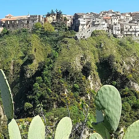 Zephyros - Vivere Il Mare E La Storia Del Borgo * Santa Caterina dello Ionio